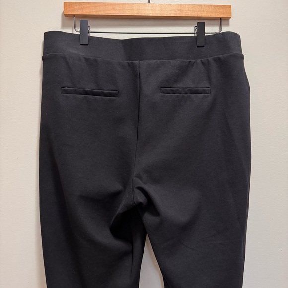 Torrid Pull-On Relaxed Taper Studio Luxe Ponte High-Rise Pant Size 1x - Picture 10 of 13